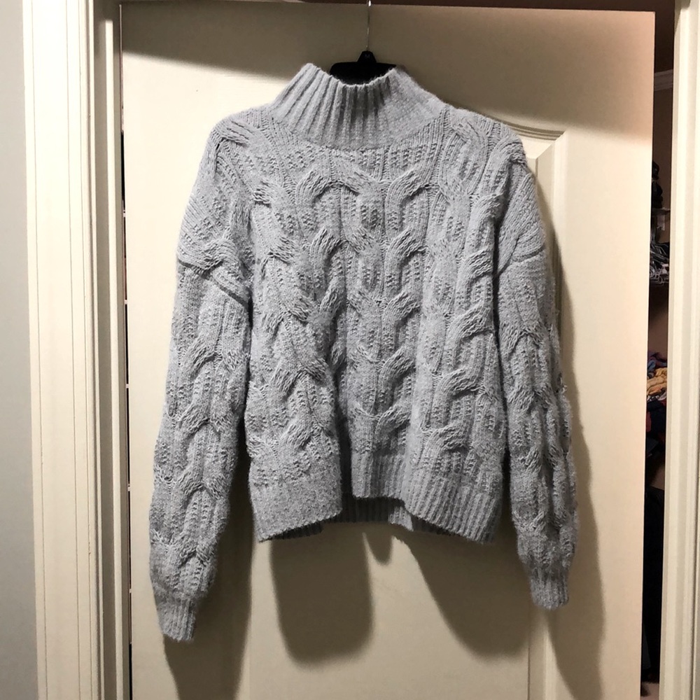 Time and Tru grey sweater